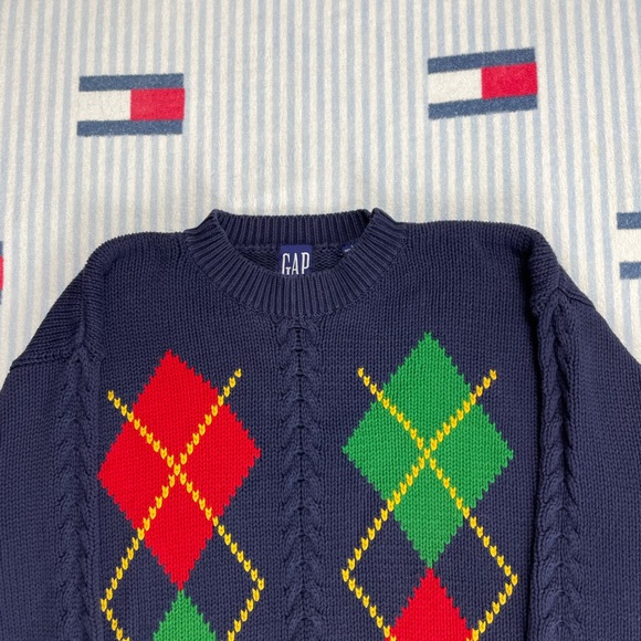 Vintage Gap Argyle crewneck sweater - Picture 3 of 7